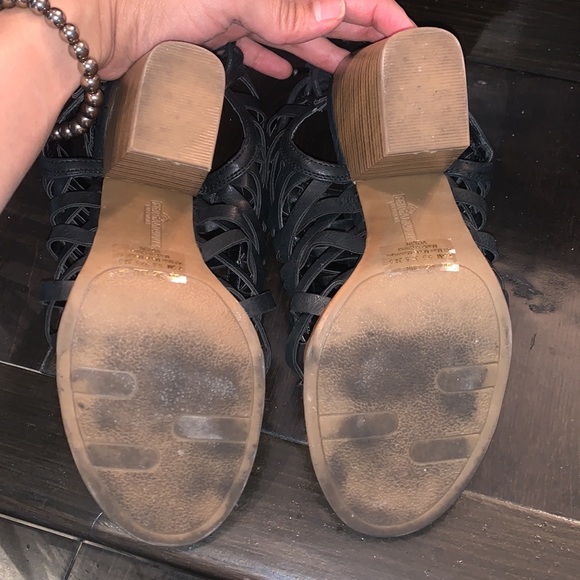 🛑SOLD🛑 Fergalicious heels - Picture 4 of 4